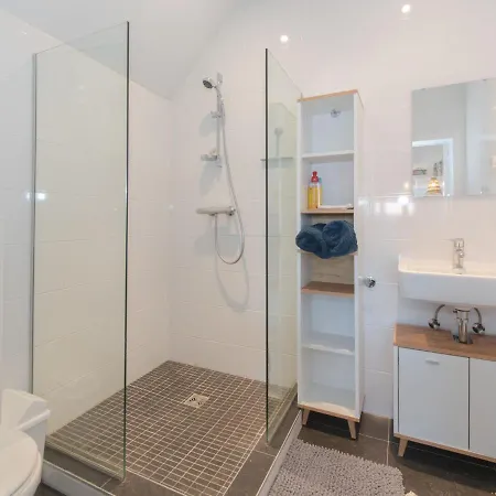 Apartment Seaview Penthouse By Interhome 데한